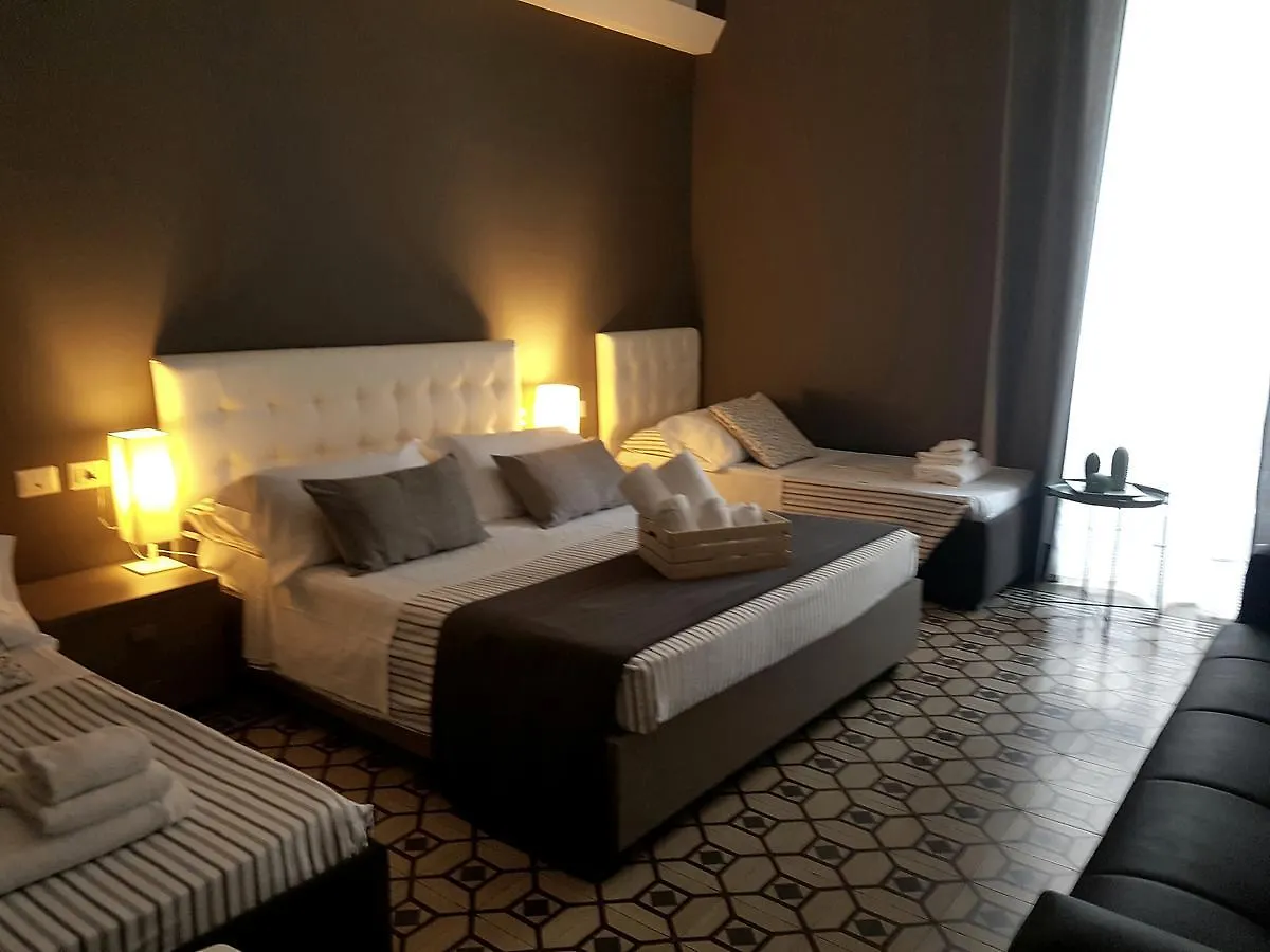 Ottomood Ala Ovest Catania Centro Bed & Breakfast 3*,  Italy