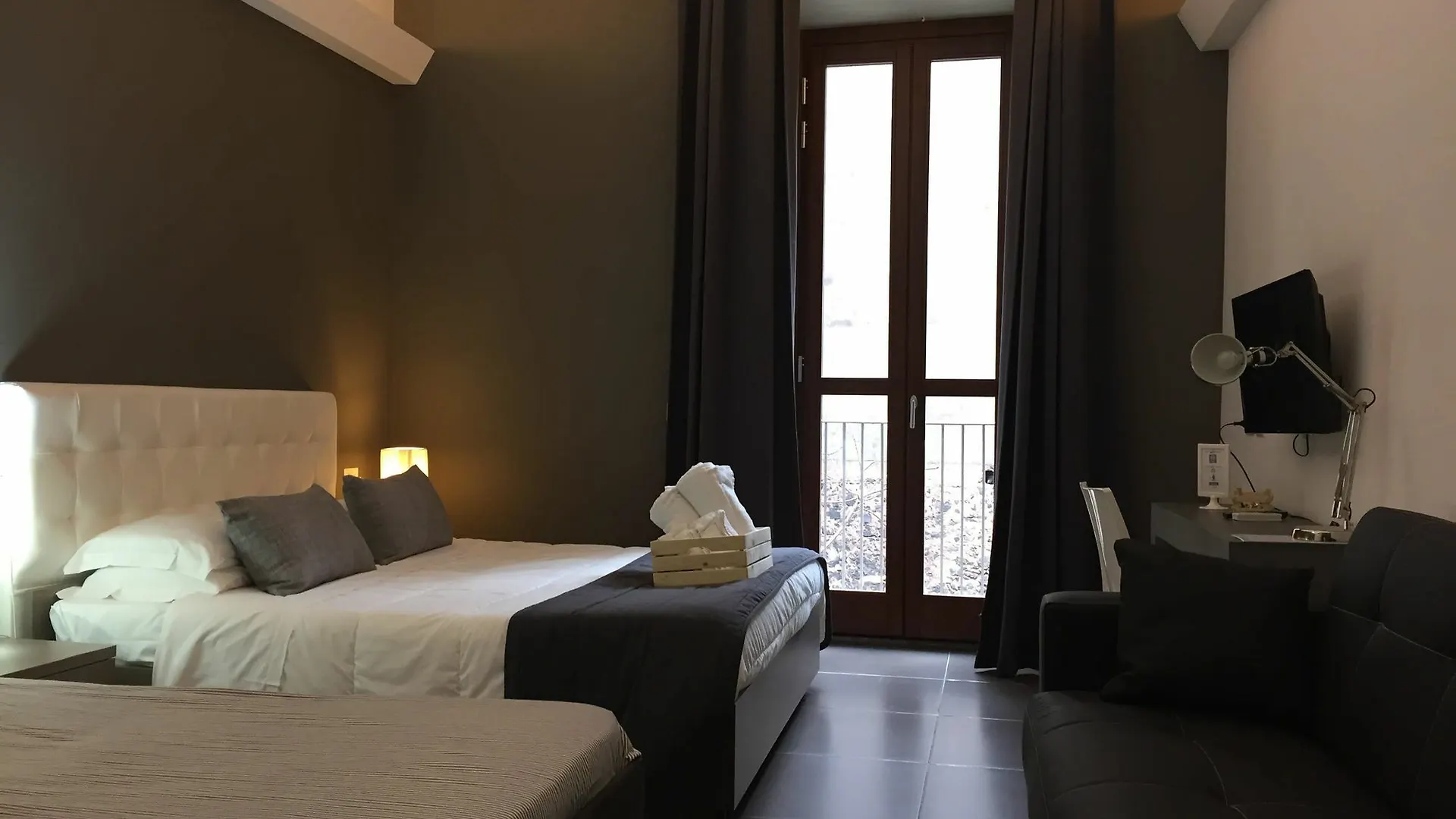 Ottomood Ala Ovest Catania Centro Bed & Breakfast 3*,  Italy